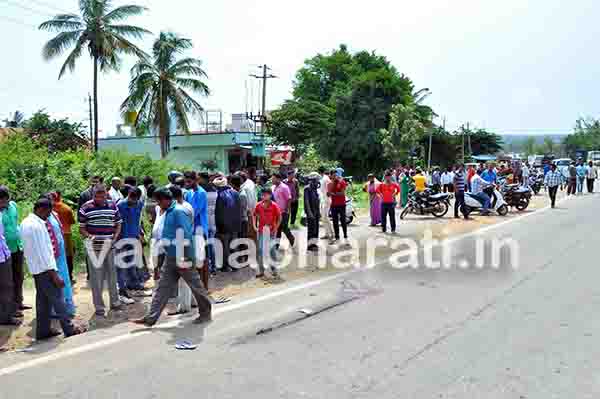 ಬೈಕ್‌ಗೆ ಬಸ್ ಢಿಕ್ಕಿ: ಮಹಿಳೆ ಮೃತ್ಯು